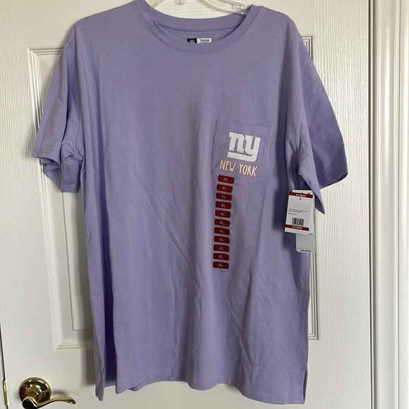 NEW! NFL Women’s New York Giants Light Purple Pocket T-Shirt w/Dog, Size XL - Picture 1 of 9